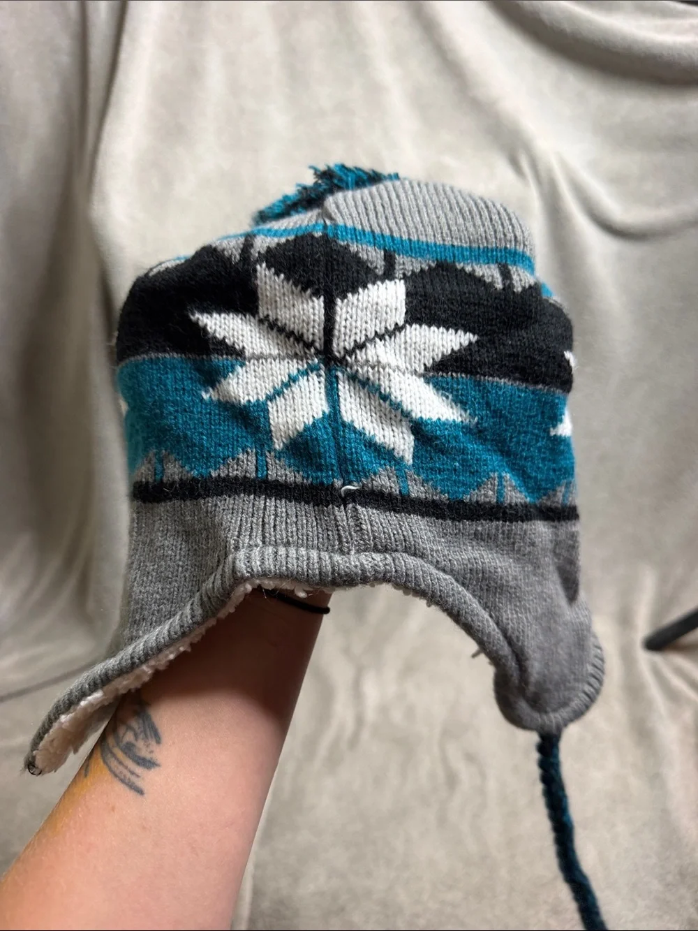 Kids Gray & Teal Fleece-Lined Earflap Pom Hat